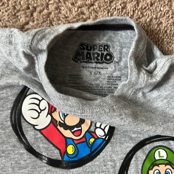 Super Mario t-shirt. Size small (6/7) - Picture 2 of 2